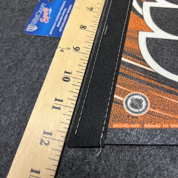 NHL Philadelphia Flyers Vintage 1990's Edition #7 Team Logo Hockey Pennant NOS - Picture 9 of 10